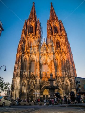 Cologne Cathedral (Dom) in summer - Stock Media Bay