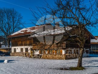 Farm house in Bavaria, Winter Time - Stock Media Bay
